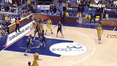 铜梁龙官方：下赛季球衣为主红客白，欢迎球迷投票27赛季球衣（铜梁龙官宣下季主红客白，启动27赛季球衣球迷投票）