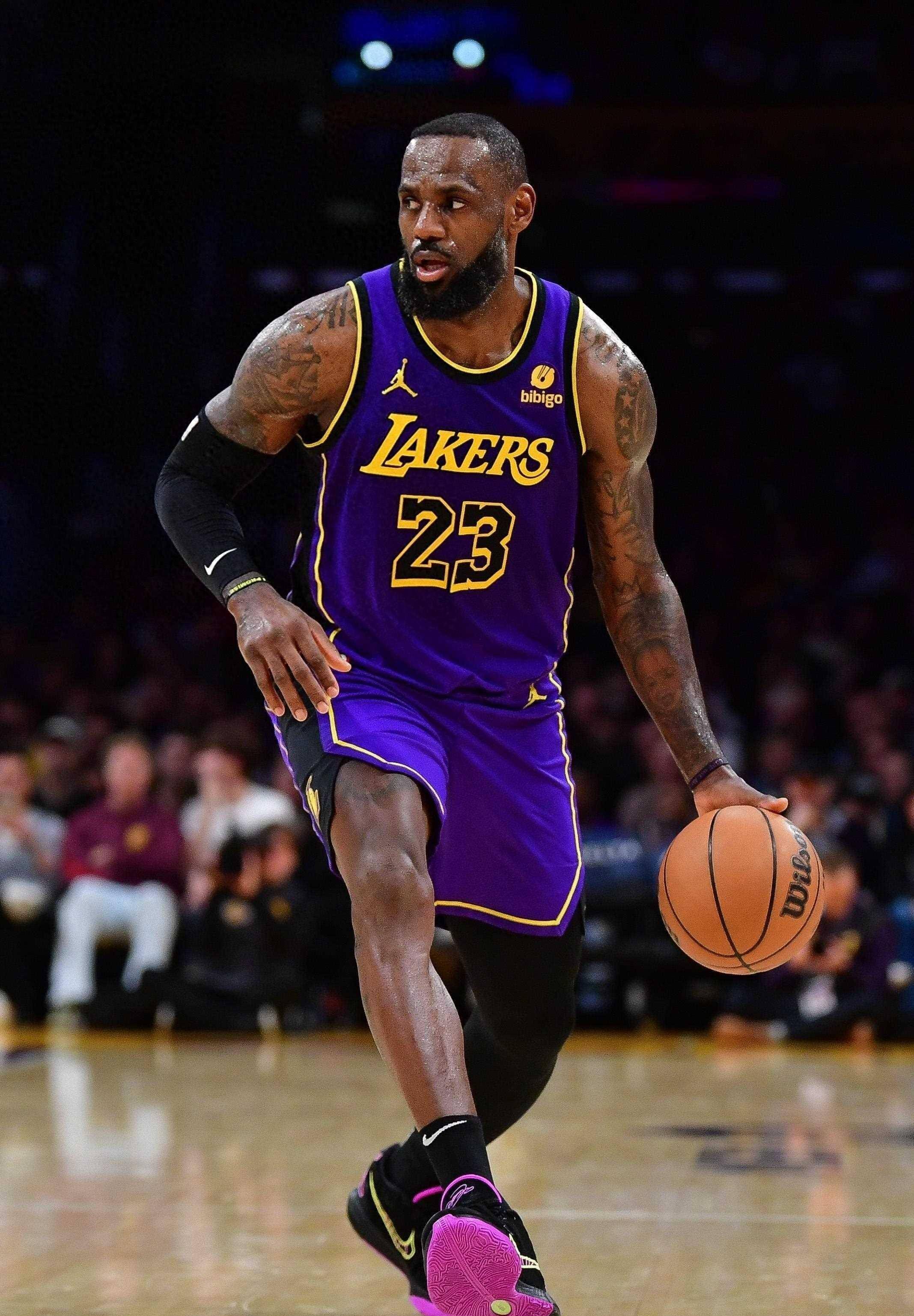 前弗鲁米嫩塞主帅：弟媳能帮助米兰，他配得上参加明年世界杯（前弗鲁米嫩塞主帅：蒂亚戈-席尔瓦可助米兰，他配得上出战明年世界杯）