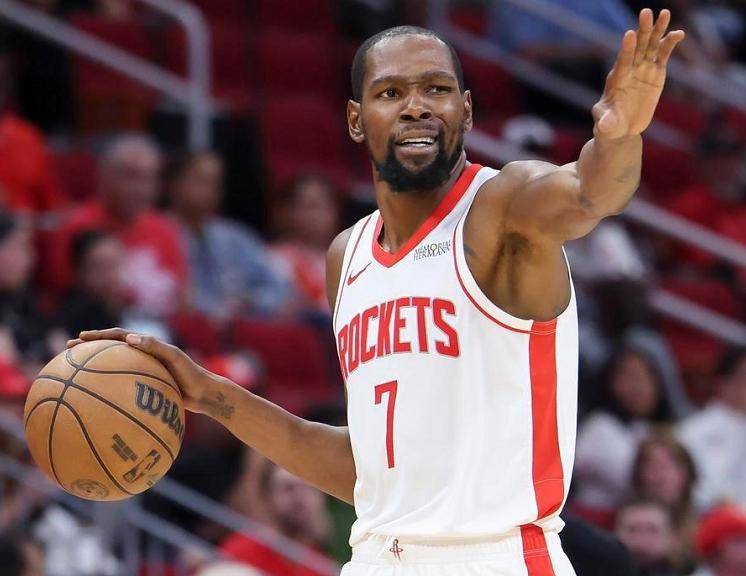 阿尔巴&布斯克茨退役！巴萨官方送上祝福！（阿尔巴与布斯克茨挂靴，巴萨官方送上祝福）