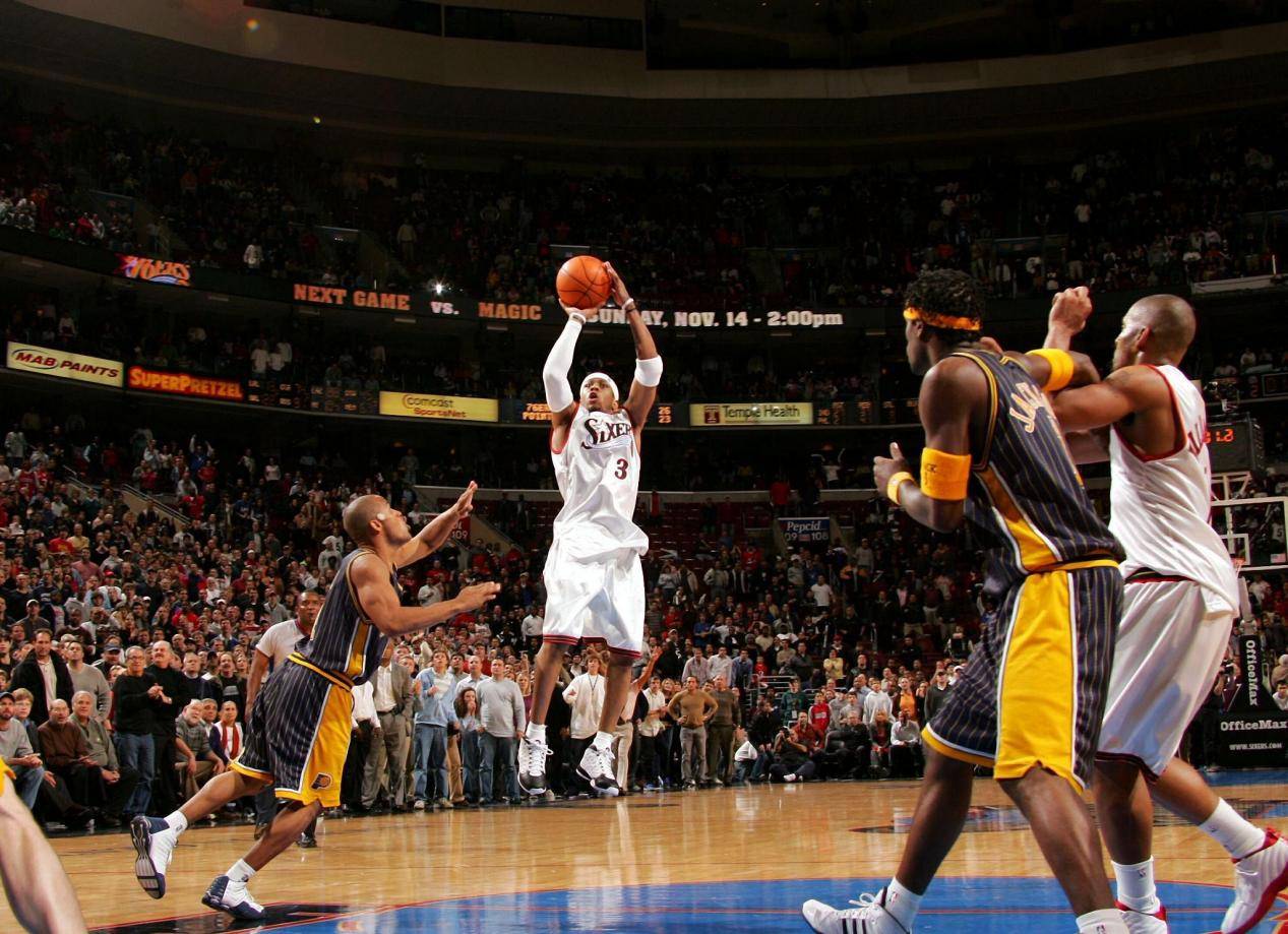 米兰助教兰杜奇称莱奥内收肌受伤明日检查（米兰助教兰杜奇：莱奥内收肌受伤，明日将接受检查）