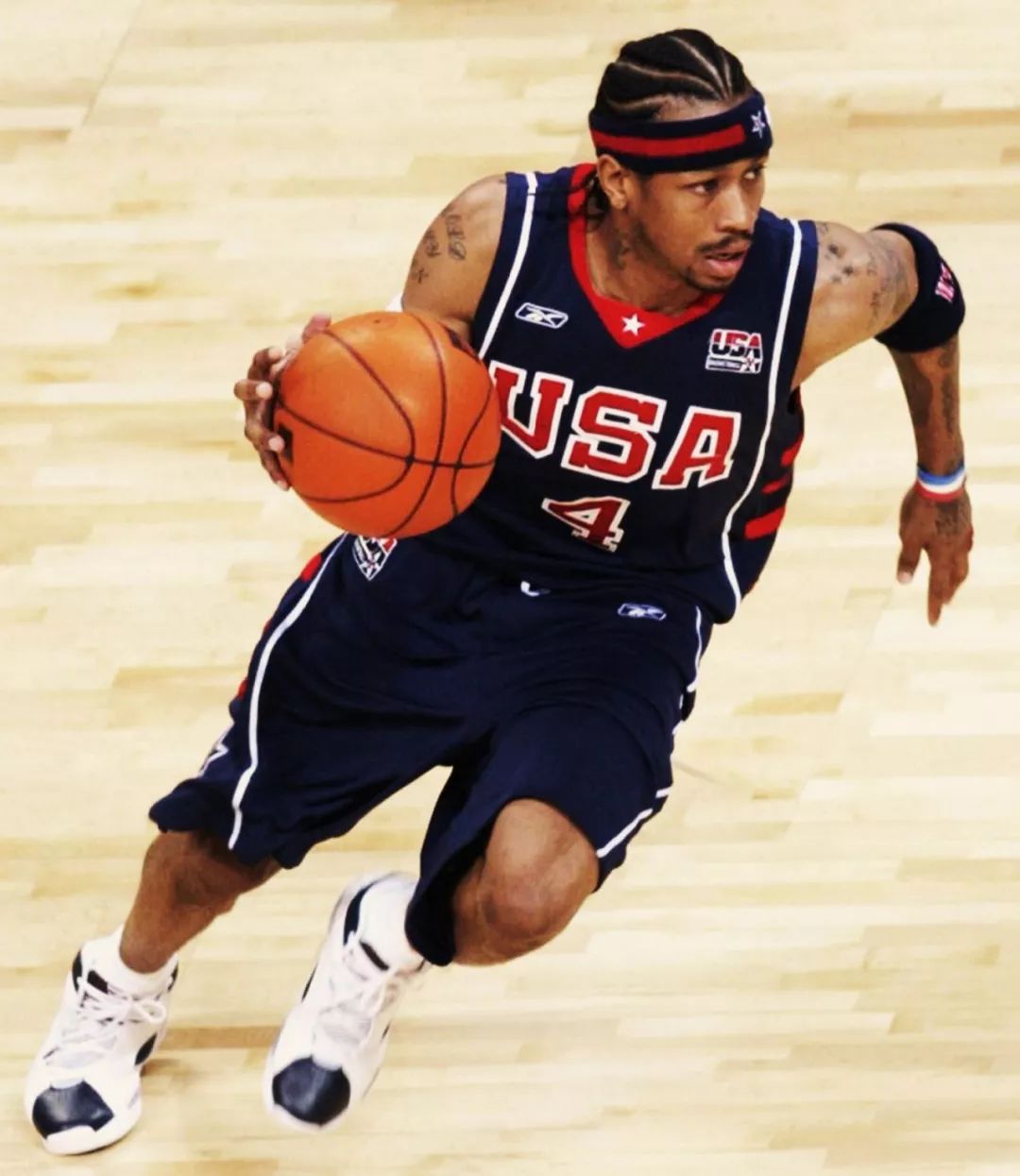 篮球火箭头号得分手连续两场低迷（火箭头号得分手连续两战状态低迷）