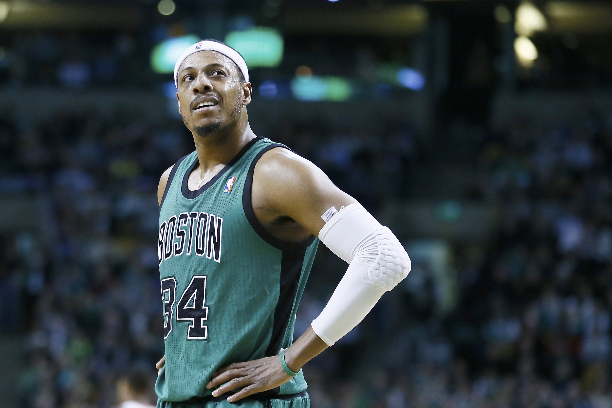 B席：在伯纳乌球场比赛并不容易，姆巴佩缺席对比赛影响不大（B席：伯纳乌作战向来艰难，姆巴佩缺阵影响有限）