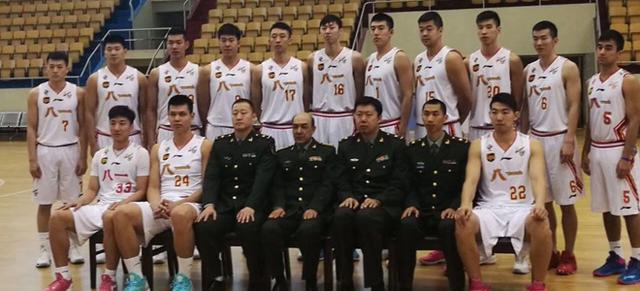 官方：奥格斯堡主帅瓦格纳下课，鲍姆临时接任（奥格斯堡官宣：解任主帅瓦格纳，鲍姆出任临时主帅）