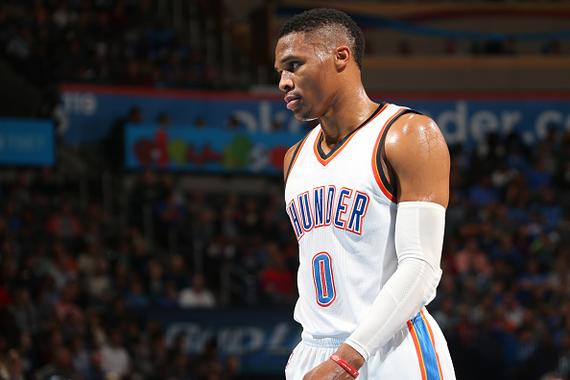 多纳鲁马：下半场踢得实在太差了，我们不能只踢45分钟（多纳鲁马：后半场表现糟糕，比赛不能只踢前45分钟）