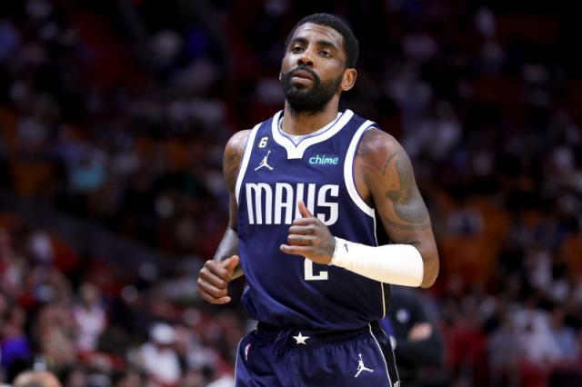 意媒：尤文冬窗很难签下贝尔纳韦，其3千万身价是主要障碍（意媒：尤文冬窗追贝尔纳韦受阻，3000万要价成最大挑战）