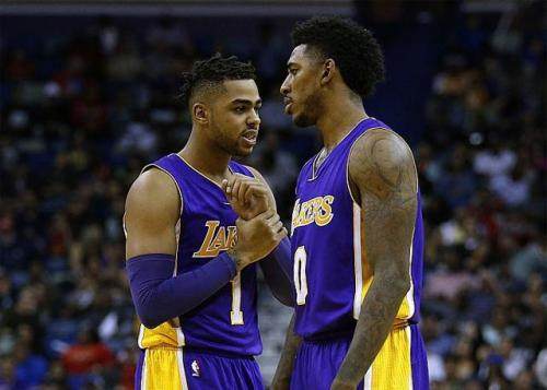 足球这项运动陪伴了我整个初高中，今天我十八岁了，...（今日十八，足球见证我的初高中）