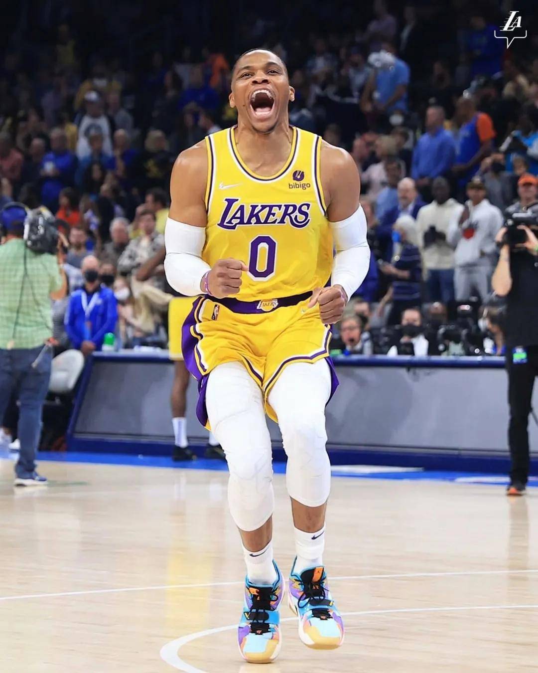 瑞天空：米兰已与阿利松团队展开接触，利物浦明夏愿放他离队（米兰已与阿利松团队洽谈，利物浦愿在明夏放行）